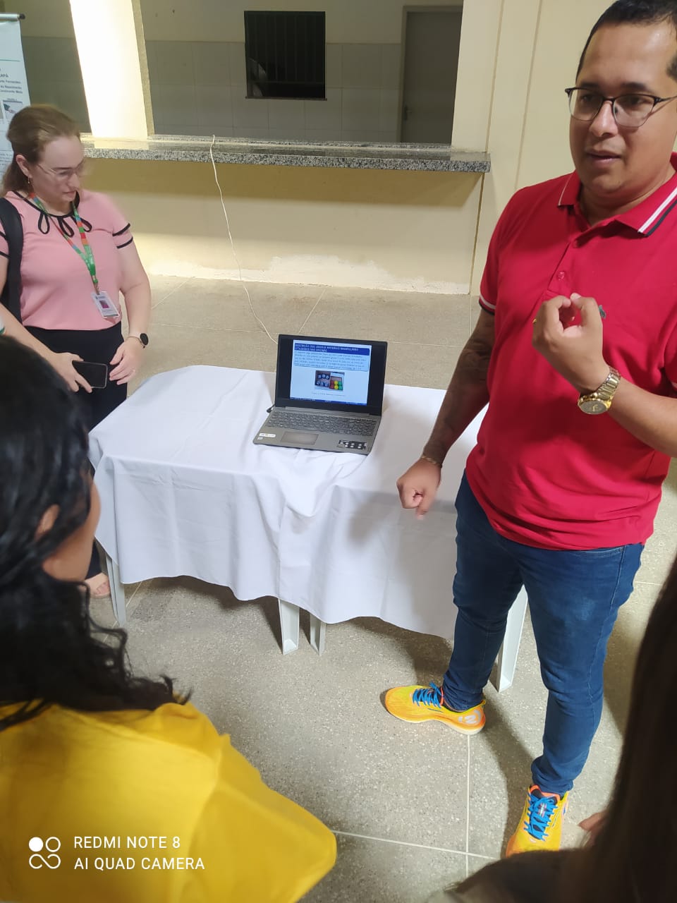 Malbatemática no Ceará 08 professore com demontração no computador
