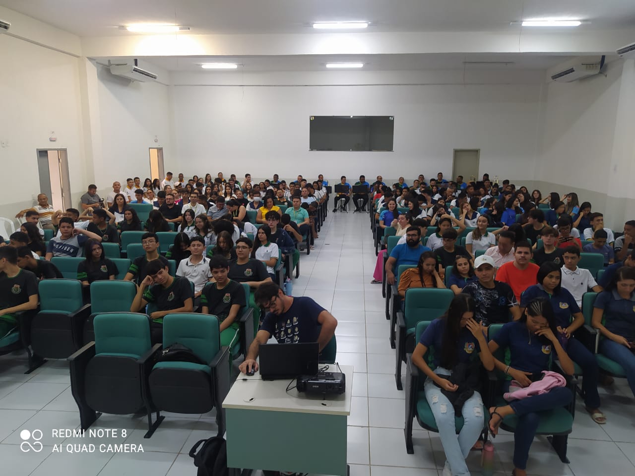 Malbatemática no Ceará 19 Auditório lotado para assistir palestra