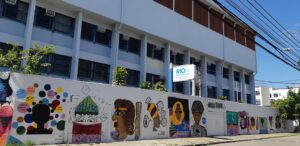 Fachada Escola Municipal Malba Tahan em Irajá, Rio de Janeiro